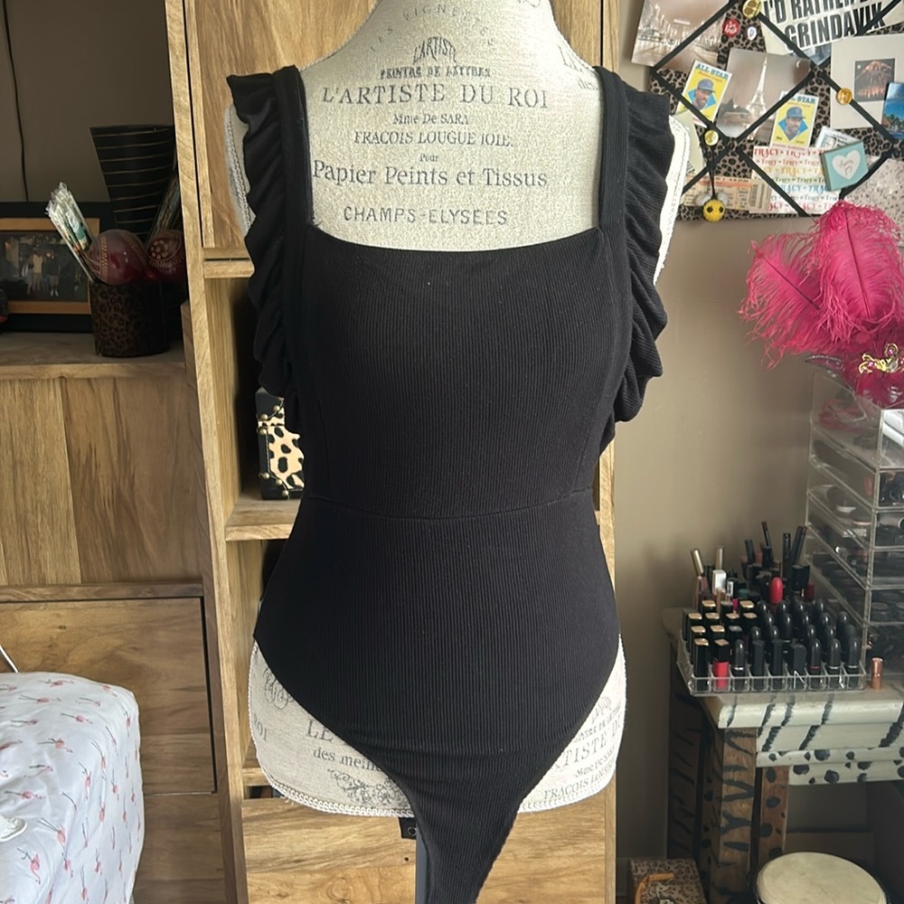 Forever 21 Ruffle Tank Bodysuit - Medium